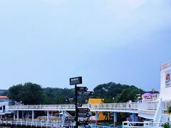 -北戴河碧螺塔海上酒吧公园