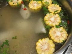 玉米萝卜清汤锅-嬷孙家潮汕牛肉火锅(北京路天河城店)