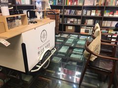 -钟书阁(松江泰晤士小镇店)