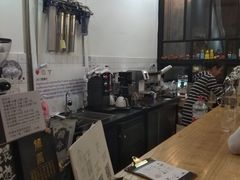 -无牌咖啡&酒馆