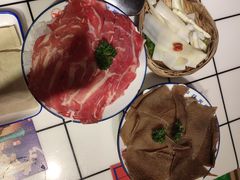 -喜悦小串丹东小黄牛海鲜烧烤大排档(民主广场店)