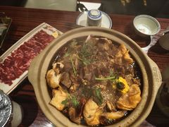 -沙胆彪炭炉牛杂煲(上海日月光广场店)