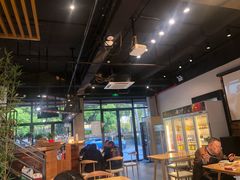大堂-聚汇三少·龙虾·中餐厅(莫邪路新天地店)