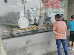 -陆稿荐观前街店