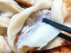 -黄阿姨锅贴大王(万航渡路店)