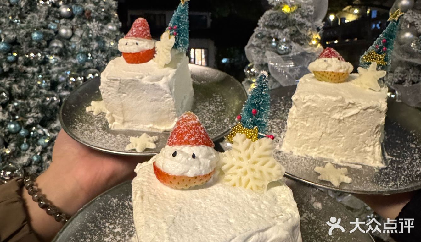 杭州圣诞上大分！瀑布🎄惊艳住了好米好漂亮