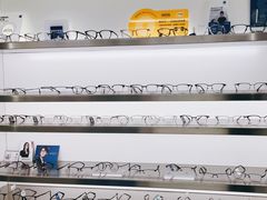 -视野联行眼镜·蔡司·尼康战略合作店(城西银泰店)