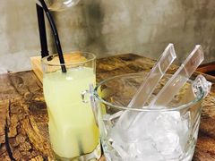 -HIGH FIVE哈福手工汉堡(桂林路店)