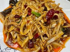 -神仙钵湘香土菜馆(光华路店)