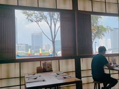 -蟹家大院 · 独揽江景(滨江店)