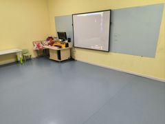 -八爪矩阵极限运动馆·儿童平衡车·感统训练(南海子公园校区)