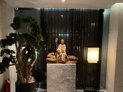 -新盈光·云会所(百丈东路店)