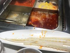 -海底捞火锅鲜切牛肉主题店(长寿路店)