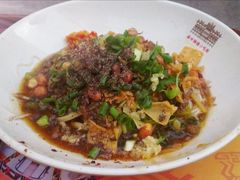 -海口骑楼小吃街