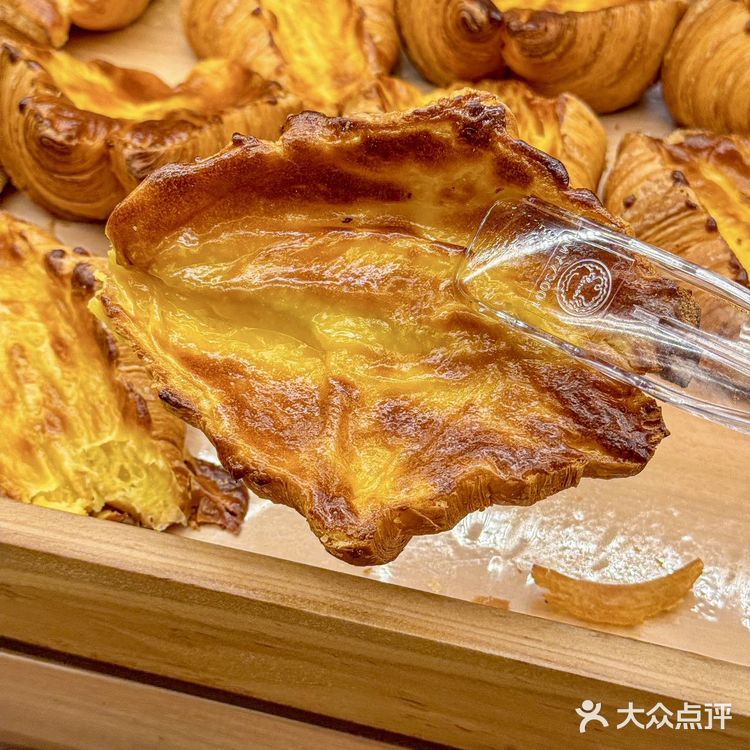 龙岗碳水脑袋狂喜！这家面包店让我一周打卡3次