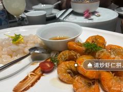 江南元宝虾拼河虾仁-望乡楼上海菜(日月光店)