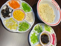 老北京炸酱面-方砖厂69号炸酱面·烤鸭(前门鲜鱼口店)