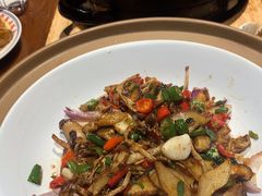 -那家老院子东北菜·饺子·小鸡炖蘑菇(艳华街店)