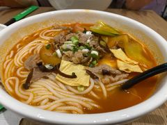 -蒙自源米线大王(花园城商场店)