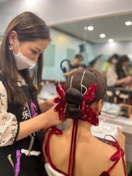 -小乐化妆美甲半永久培训学校