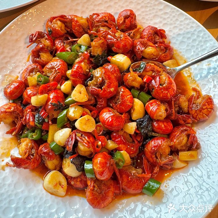 岳阳！会带每一任闺蜜去吃的漂亮餐厅…