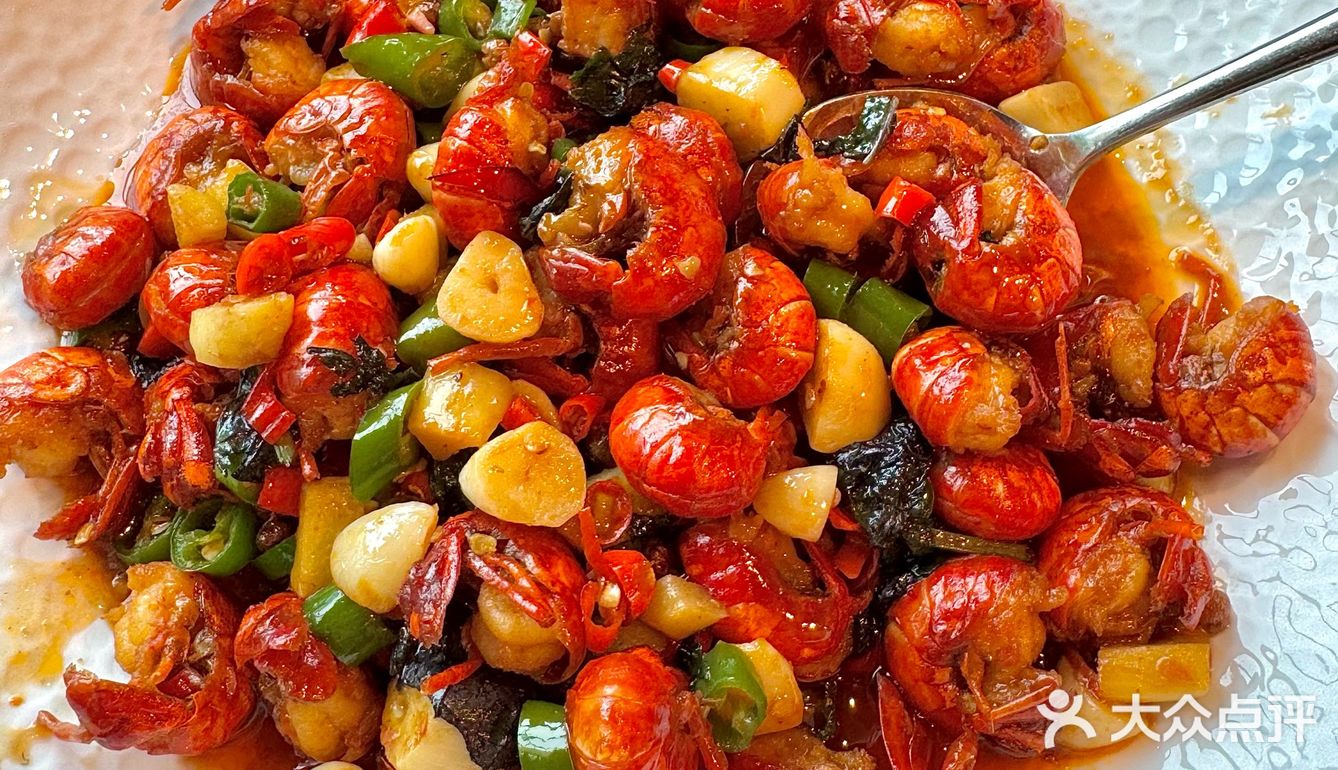 岳阳！会带每一任闺蜜去吃的漂亮餐厅…