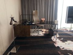 -广州天河希尔顿酒店