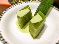 娘惹千层糕-马来西亚肉骨茶汤·招牌螃蟹·烧鸡·呷喱吧吧(海上世界店)
