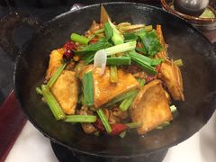 干锅千页豆腐-嘉丰湘菜馆(芳群园店)