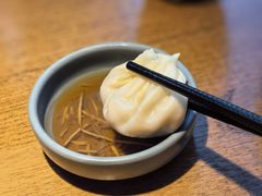 -馋三尺蟹粉小笼(人民广场店)