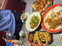 -川芙蓉·市井老川菜(长寿路店)