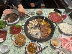 -鸿姐老火锅(疁城新天地店)