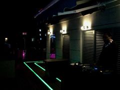 辛苦工作的黑人DJ-罗斯福色戒酒吧(外滩店)