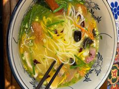 -芸南道·过桥米线(昆明老街旗舰店)