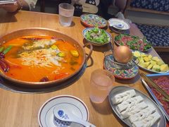 -洱火云南酸菜牛肉火锅(石景山当代商城店)