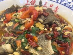 -三只鸟本地特色菜馆(上饶总店)