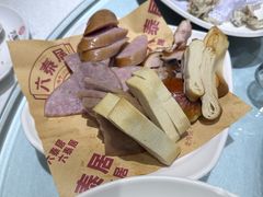 -六泰居·尔滨地标·东北菜(黄河路店)