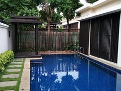 -三亚湾海居铂尔曼度假酒店