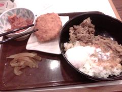 温泉鸡蛋牛井-食其家·牛丼咖喱(金桥国际店)