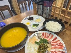 -桥香园云南过桥米线(红龙井店)