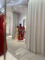 -唯一旅拍·颂当代影像艺术中心(上城店)