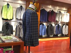 -宇翔服饰(双井桥东首城国际店)