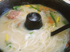 -飞虎过桥米线(翠湖店)