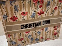 -DIOR迪奥(万象城店)