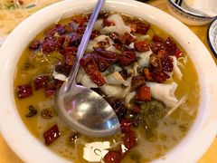 鲈鱼酸菜鱼-得记得潮州海鲜砂锅粥(宝业路店)