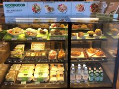 面包甜点陈列柜-星巴克(北京通州新光大中心店)