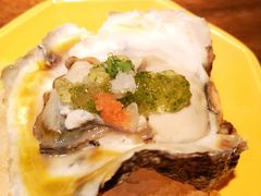 岩牡蛎-桐寿司Sushi Tong