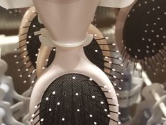 -名创优品(江南新地店)