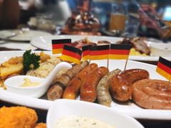 香肠拼盘-1886德国汽车餐厅(外滩十六铺码头店)