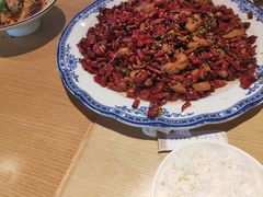 -渝信川菜 · 川味家常菜(财富购物中心店)